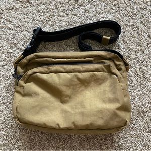 NWT Baggu Dark Khaki Fanny Pack